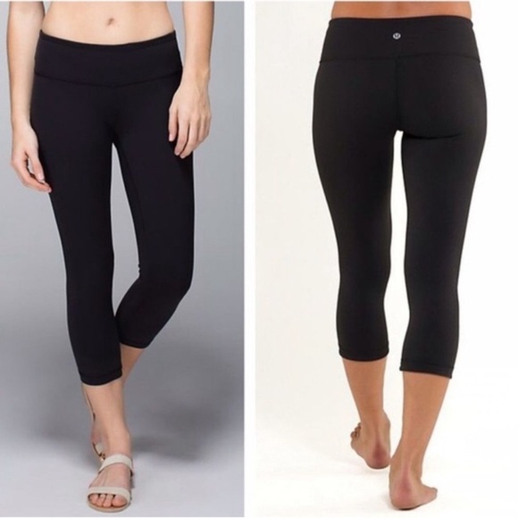 lululemon athletica Pants - GUC Lululemon Athletic Wunder Under Crops Capri Leggings Black, Size 4